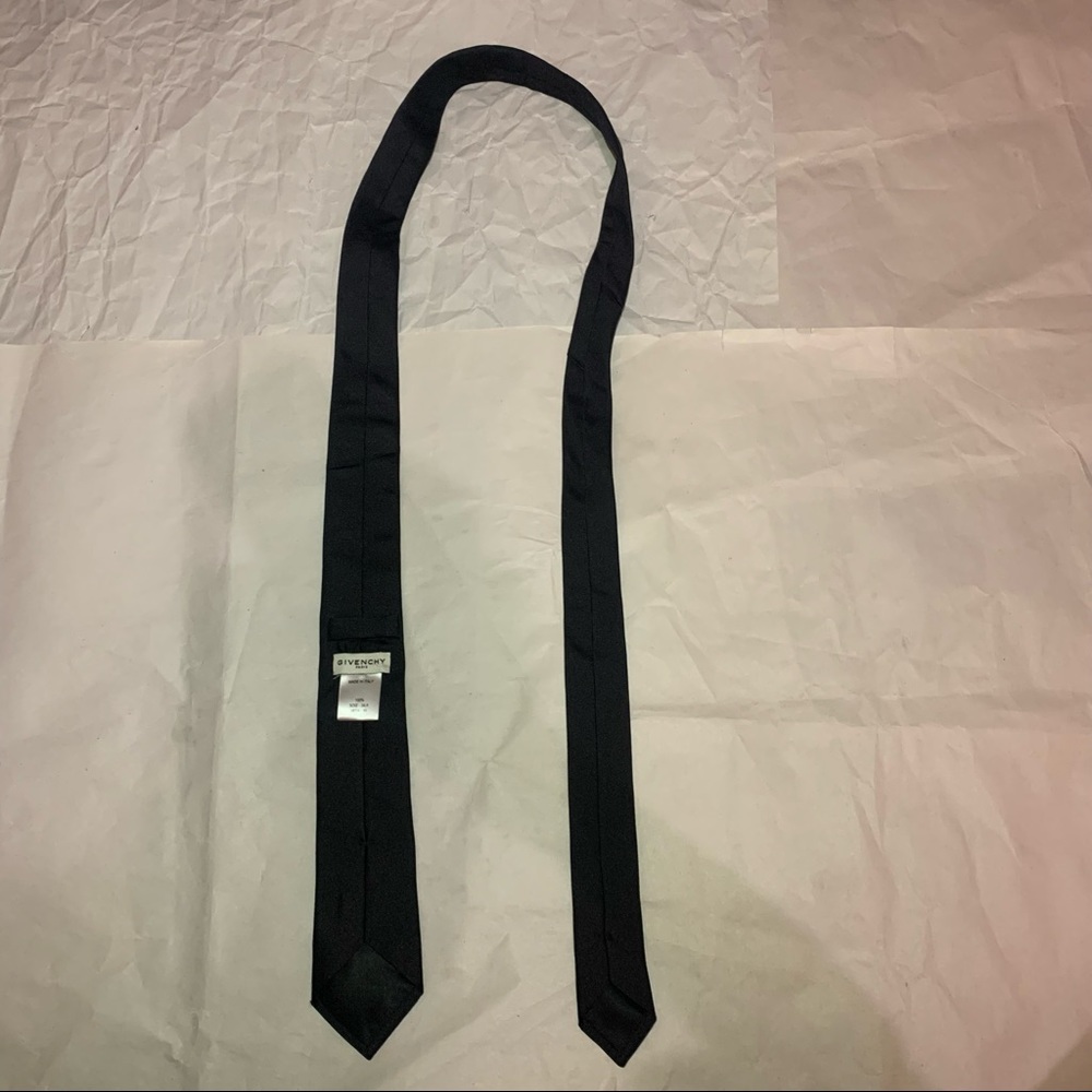 Givenchy tie - Picture 6 of 9